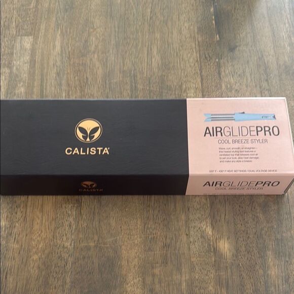 NEW- Calista AirGlide Pro Cool Breeze Styler- baby blue - Picture 1 of 6